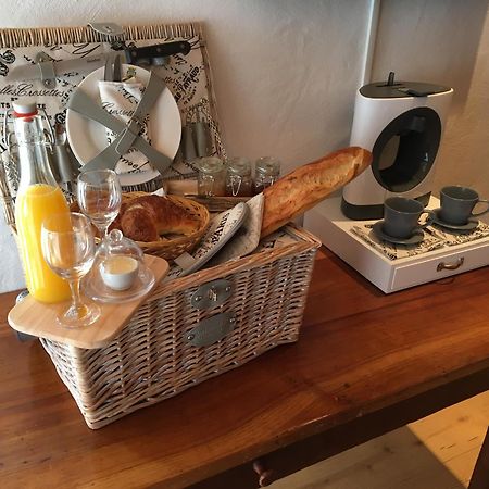 Le 30 Bed & Breakfast Troistorrents Room photo